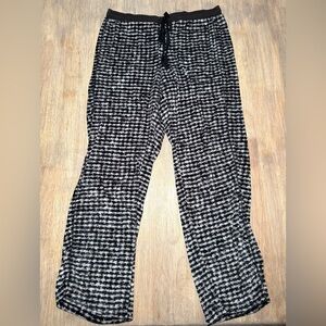 Secret Treasures Black and White Sleepwear